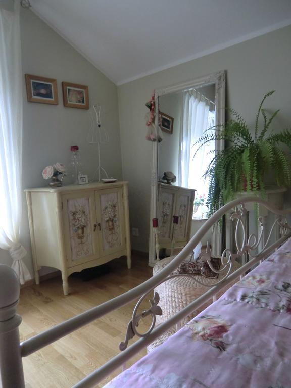 Kuressaare Romantic Apartment Exterior photo