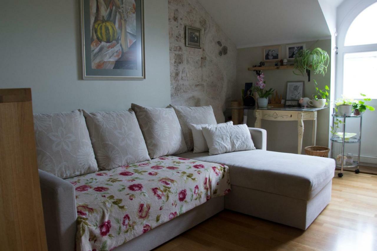 Kuressaare Romantic Apartment Exterior photo